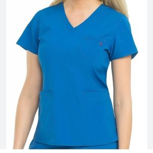 Med Couture Energy Women's 3-Pocket V-Neck Scrub Top, Small, Ceil